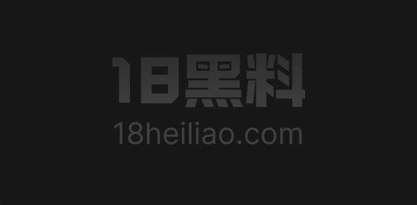 漂亮女儿诱惑爸爸 硬鸡巴猛操嫩穴离婚后常年亲女儿淫乱 露脸多体位抽粉嫩儿骚穴！ - 图1